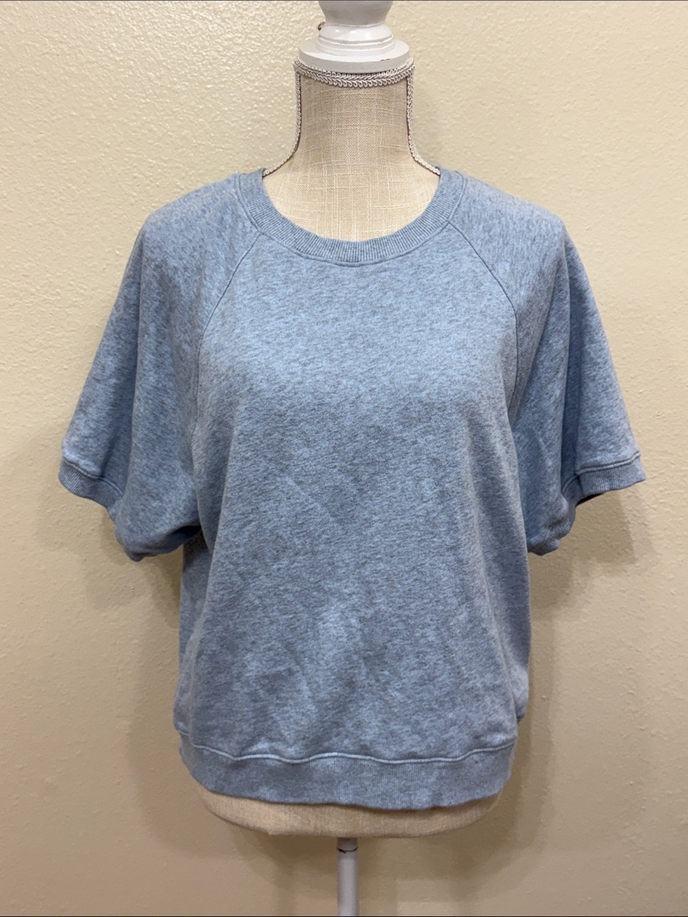 Universal Thread Heather Blue Short-Sleeve Sweatshirt Size Small